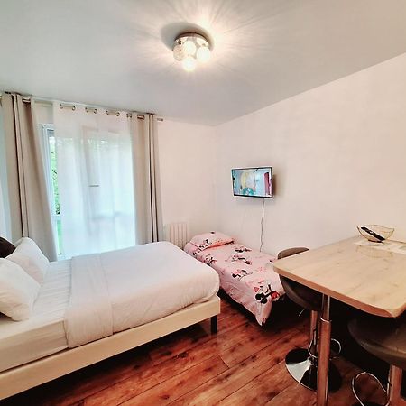Studio Alpha - 2Min By Train To Disneyland Or 20Min Walk - 5Min Walk To "Val D'Europe" Station Montévrain Exteriör bild