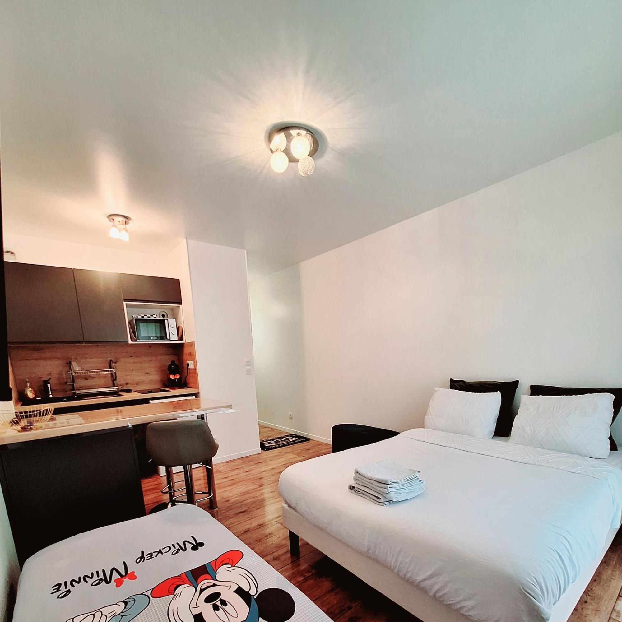 Studio Alpha - 2Min By Train To Disneyland Or 20Min Walk - 5Min Walk To "Val D'Europe" Station Montévrain Exteriör bild